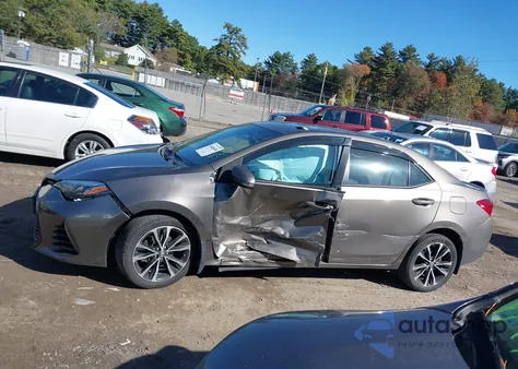 2017 Toyota Corolla Se z USA, uszkodzony, nr VIN 2T1BURHE5HC881975